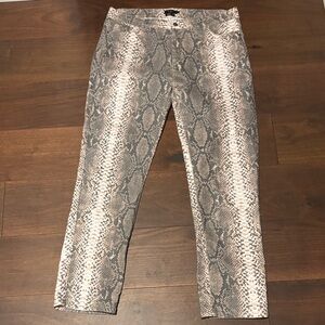 L&B Women's Snake Print Boyfriend Jeans - Tan, black and White. Sz 20/18W